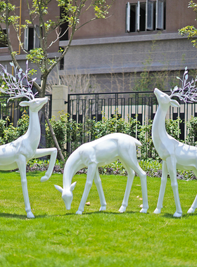 室外白鹿仿铜梅花鹿动物雕塑玻璃钢抽象园林景观装饰摆件草坪模型
