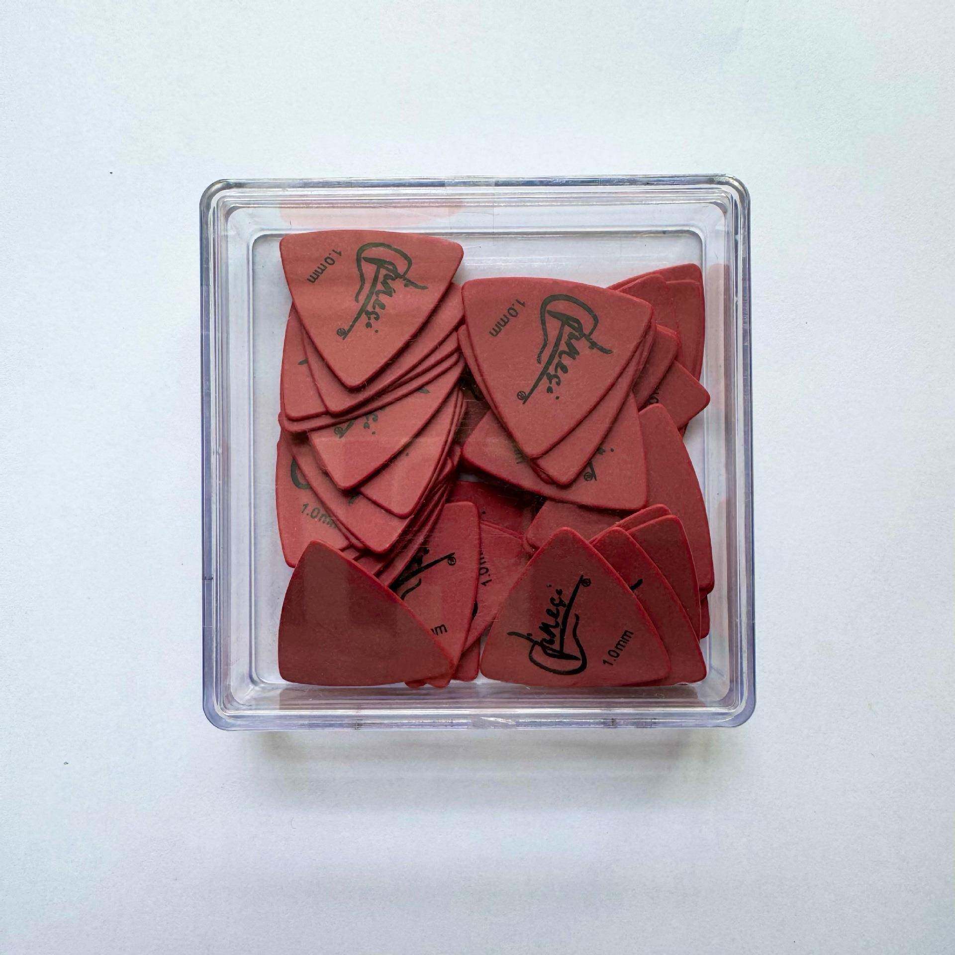 源头厂家d赛刚砂吉他拨片爵大PXY三角el磨r士in吉他拨片吉他