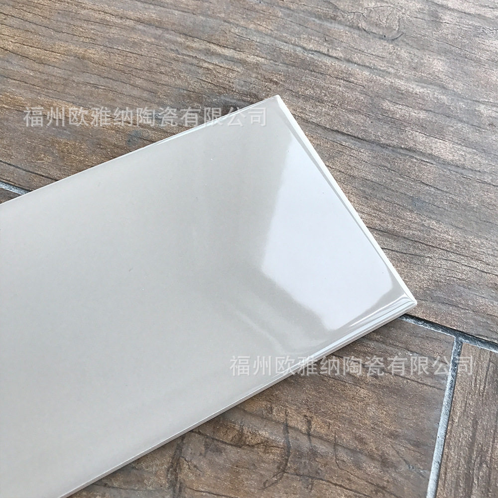 100x300mm浅灰色不透水浅灰色瓷砖-瓷片