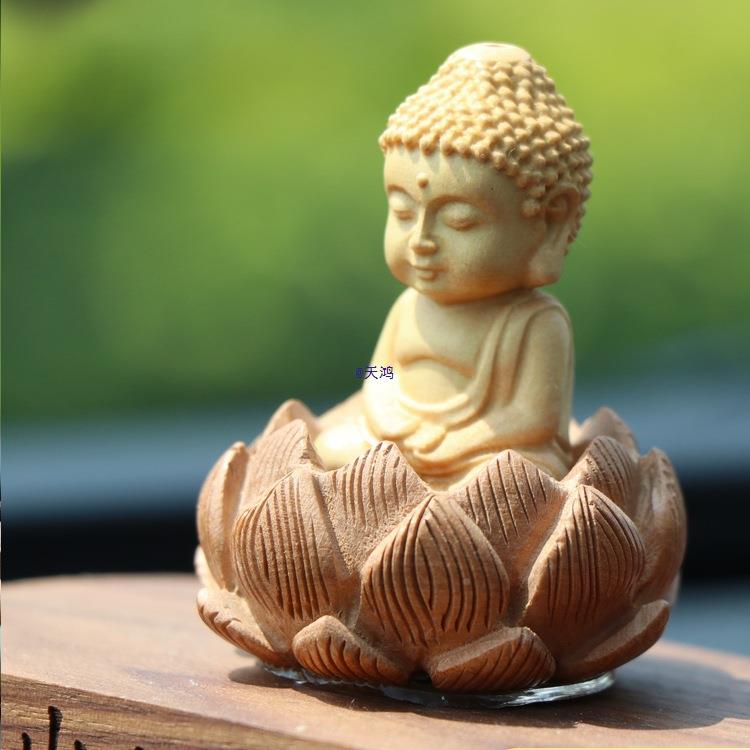 可爱2506萌兔入平安汽车摆件中出控台车内饰品摆件025新款感桃木