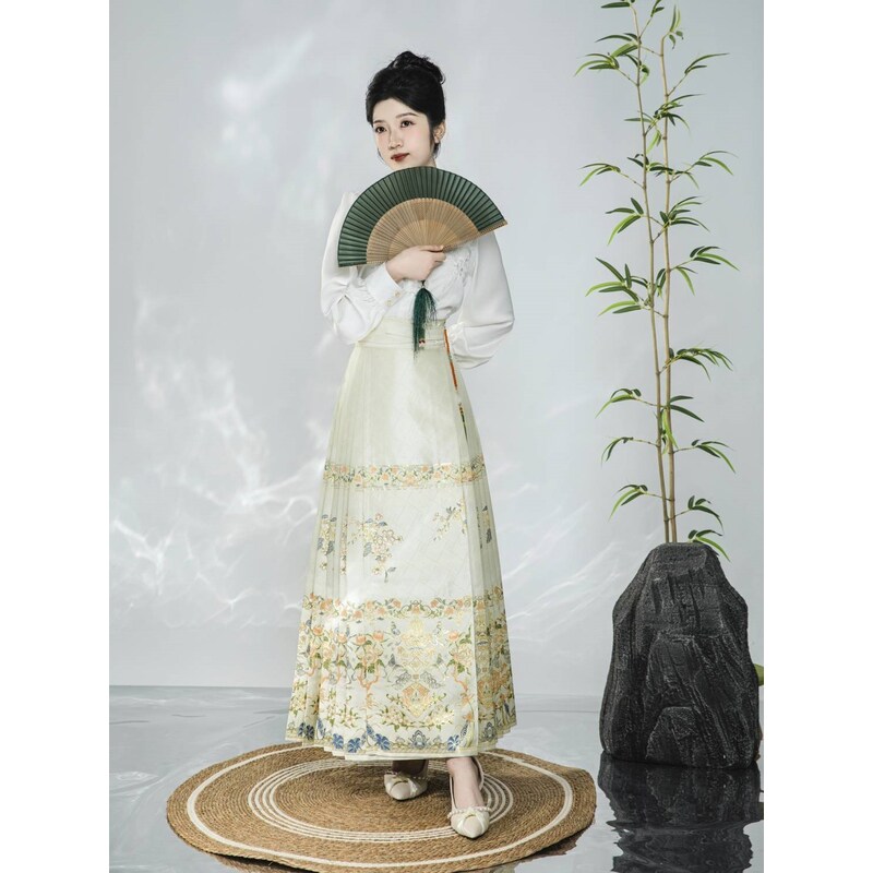 彩蝶海棠正品织金仿妆花明制马面裙汉服织金2024春夏款重工马面裙