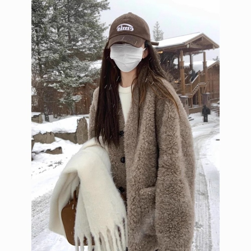 2025新款爆款小香风羊羔毛绒中长款加绒加厚灰色摇粒绒外套女冬季