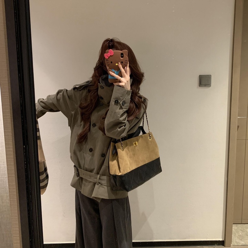 巨好看独特漂亮绿色外套女春秋2025新款爆款早秋韩系上衣短款风衣