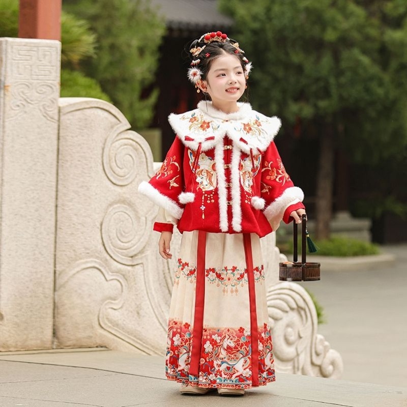 汉服女童冬季儿童明制加厚拜年服古风超仙马面裙古装中国风唐装冬