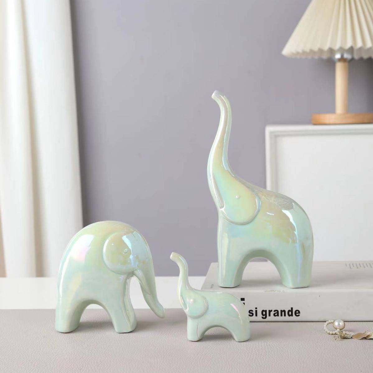 酒柜装饰陶瓷工艺品轻奢家居客厅工艺品摆件玻璃柜红酒架展示摆设