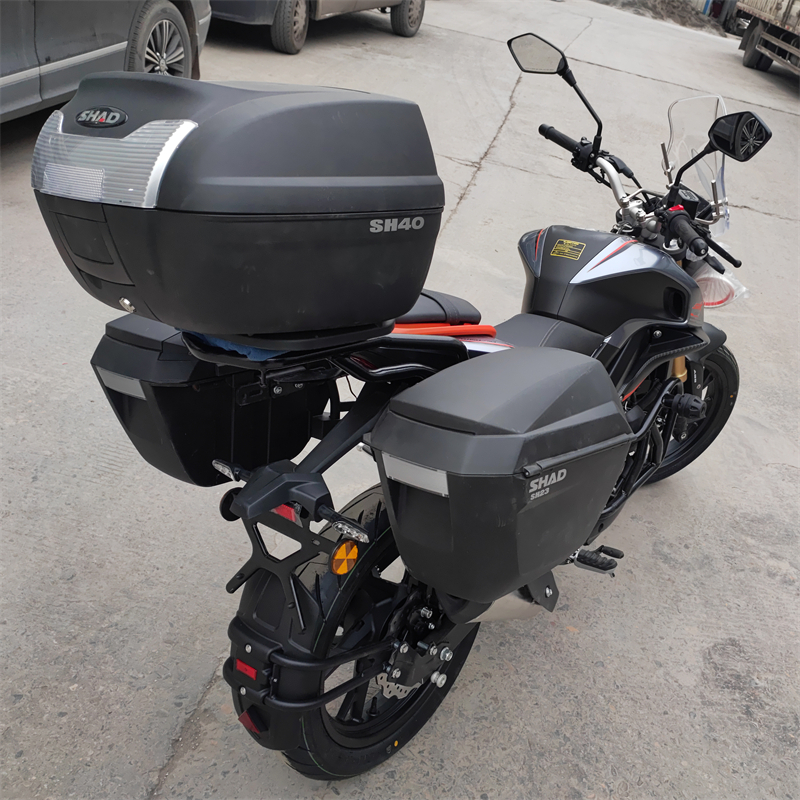 适用于钱江追1后挡泥板挡水瓦盾SRK1S改装后挡水后盾配件