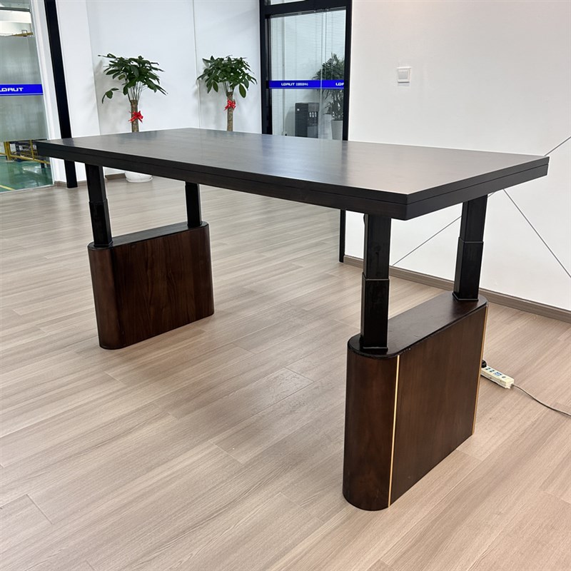 纯实木四电机电动升降桌 四腿办公电脑工作台茶几实木大板桌定制
