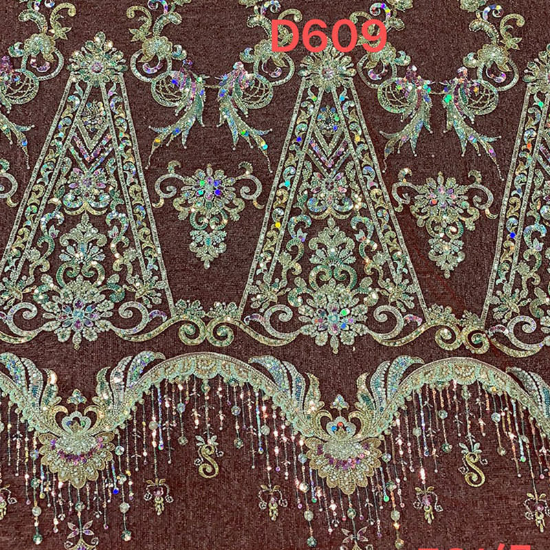 秀禾服嫁衣手工缝珠花边网标