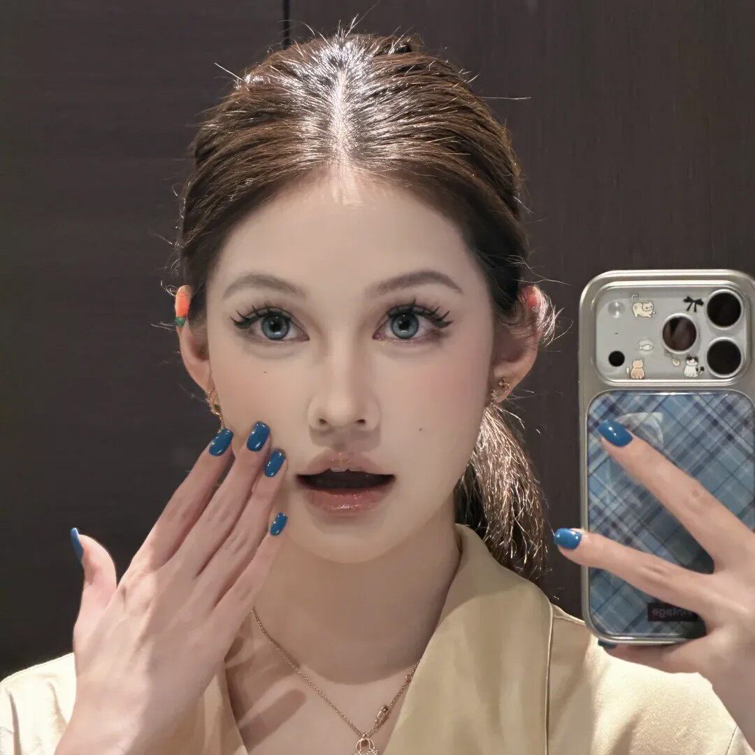 手工穿戴甲美甲尼古蓝欧美日系纯色显白单色光疗假指甲贴片成品