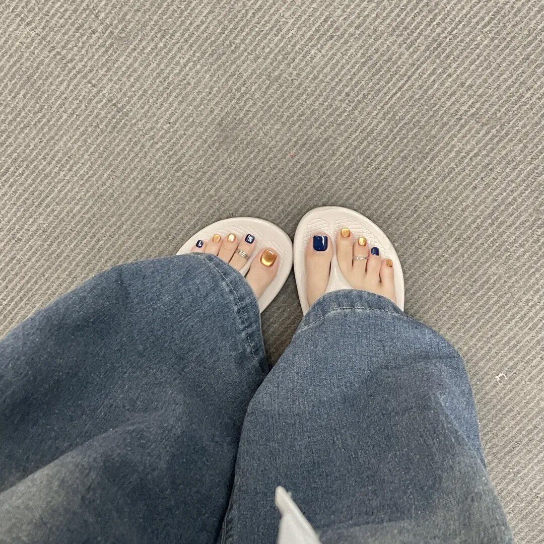 脚趾甲穿戴甲高级感金色招财猫眼脚美甲手工成品脚指甲夏季显白
