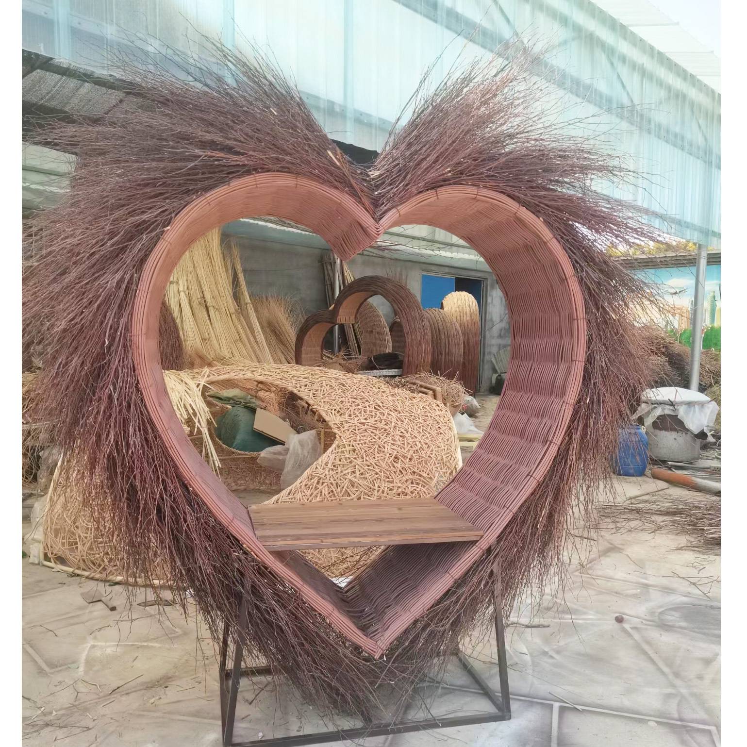鸟巢藤编座椅景区网红打卡秋千躺椅户外景观拍摄道具婚庆摄影装饰