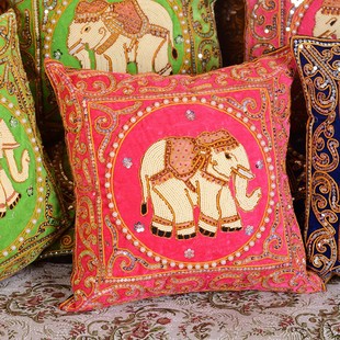 东南亚风格 布艺抱枕泰国手工绣珠大象腰枕靠枕家用沙发靠垫含芯