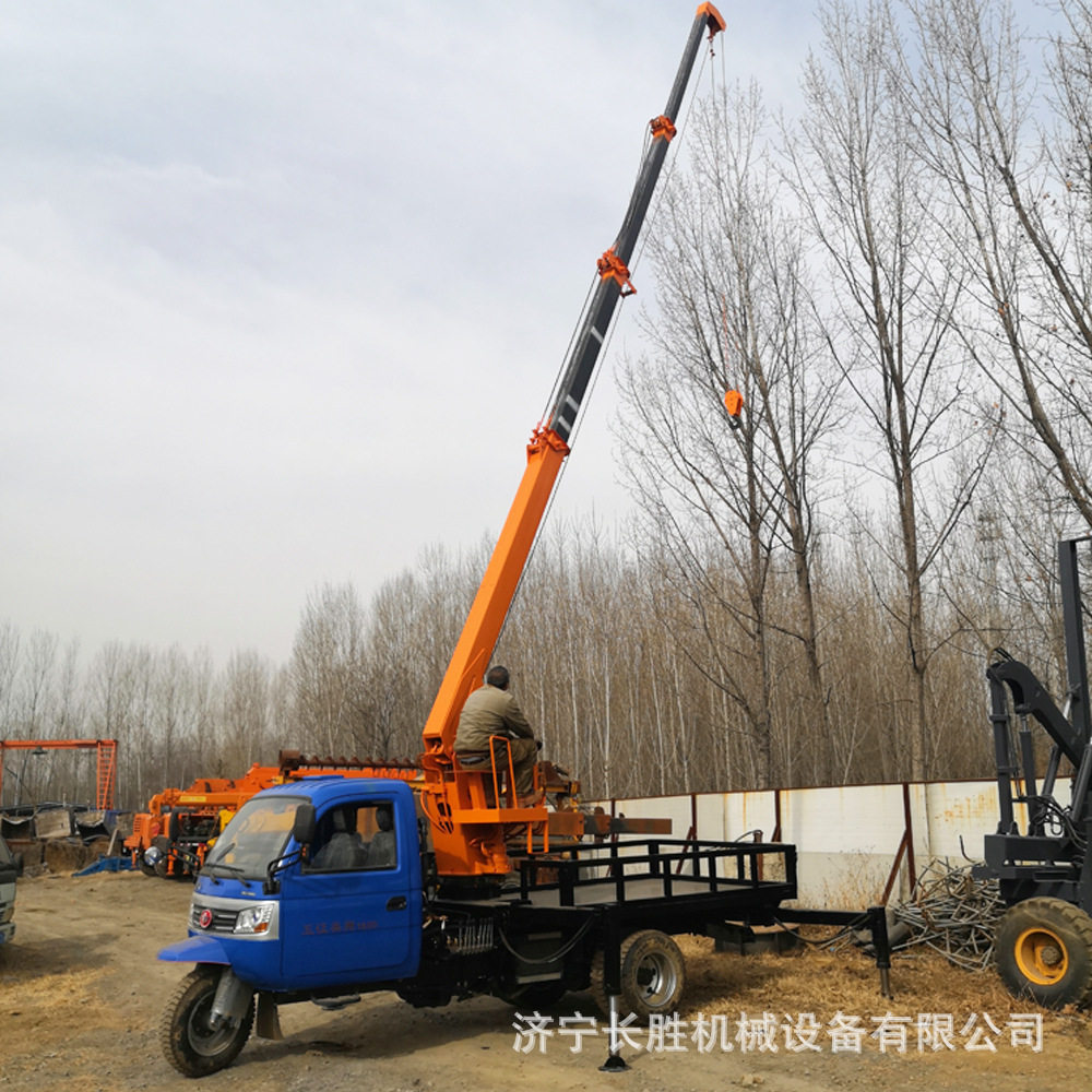 三轮吊车吊拉一体操作简单 三马子移树寿材送葬车 三蹦子自备吊 - 实物图