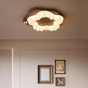中古风卧室照明灯新款法式复古花朵主卧书房灯创意家用房间吸顶灯