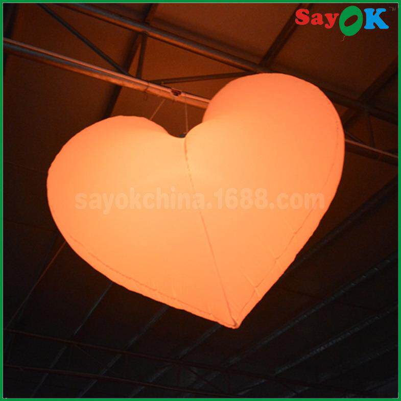 厂家热销婚礼婚庆KTV等场所布置道具悬挂灯光心内置LED灯红心充气