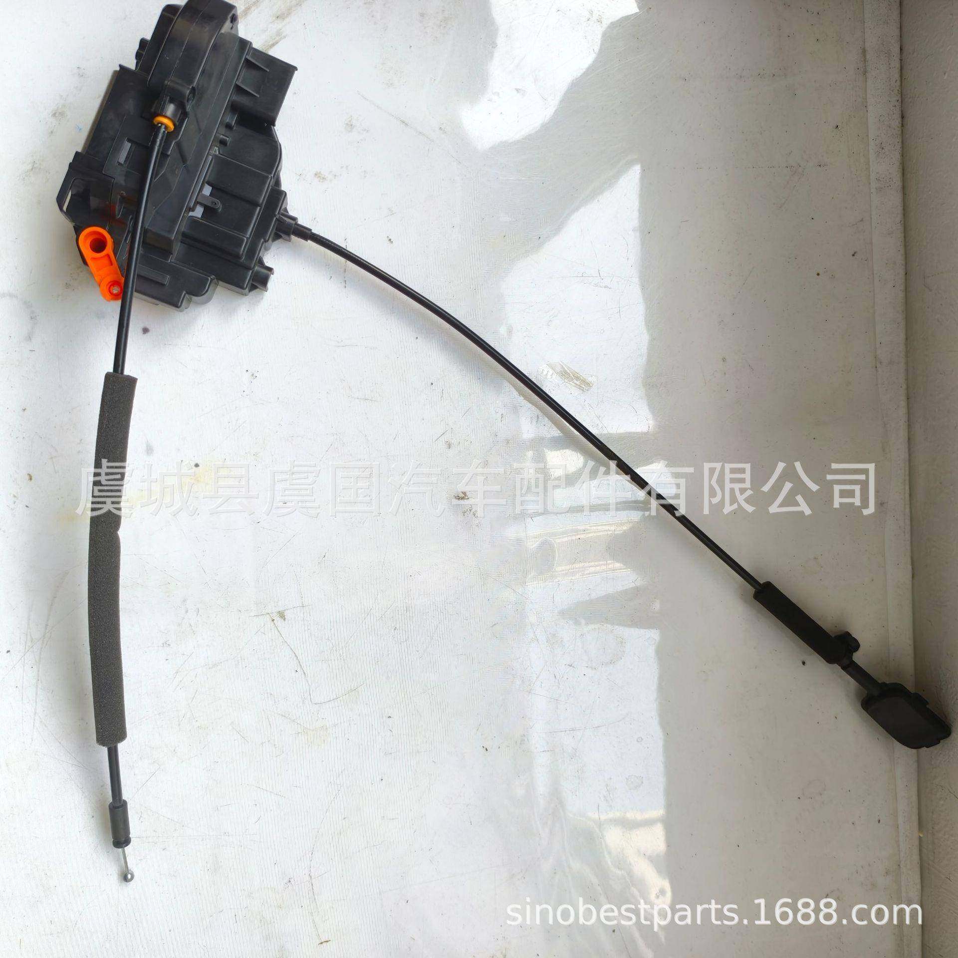 左前门锁机 805030009R 8050300Q1K 825030007R 82503 8050300Q0J