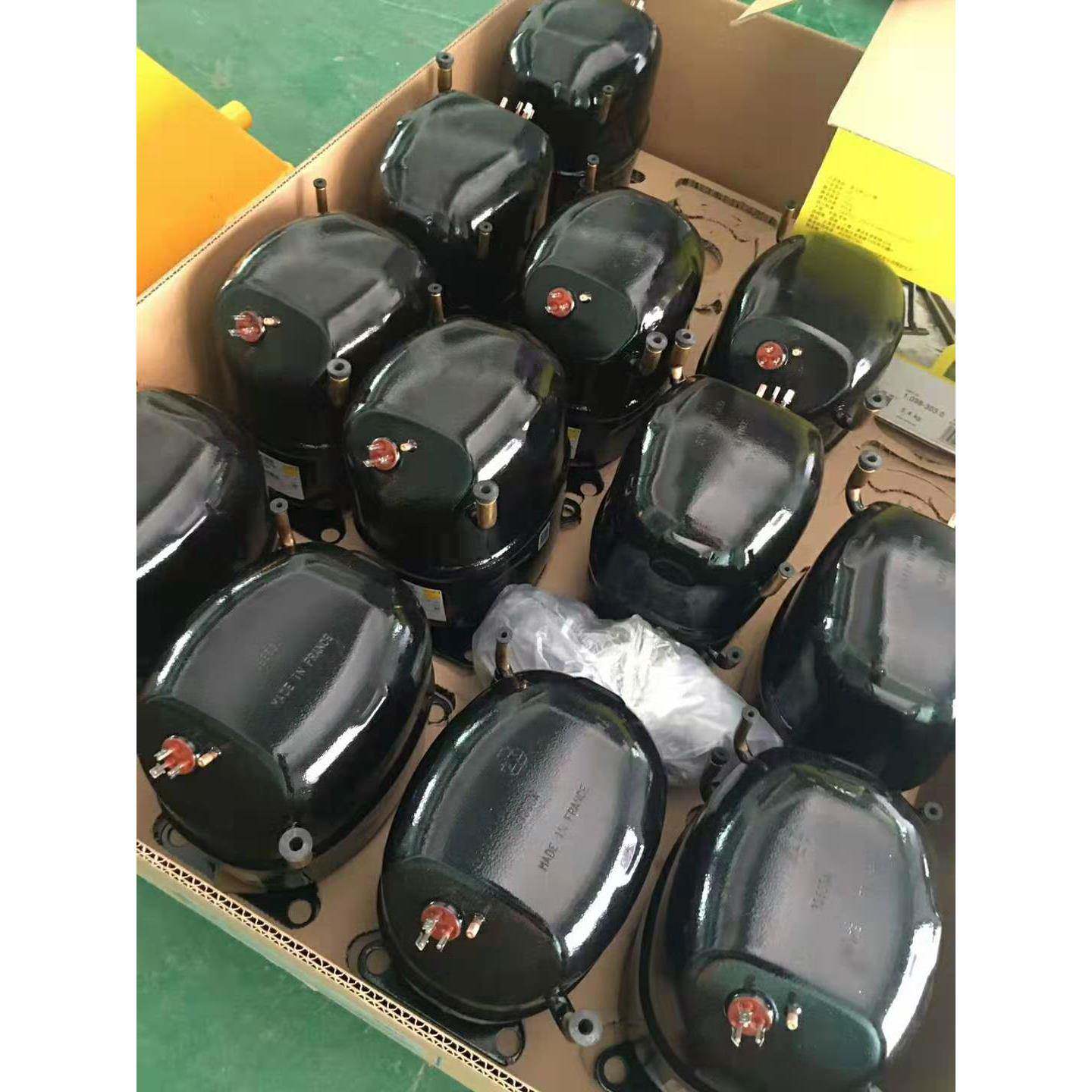 电子恒温干燥箱，恒温低温一体机，东莞茶山恒温恒湿箱