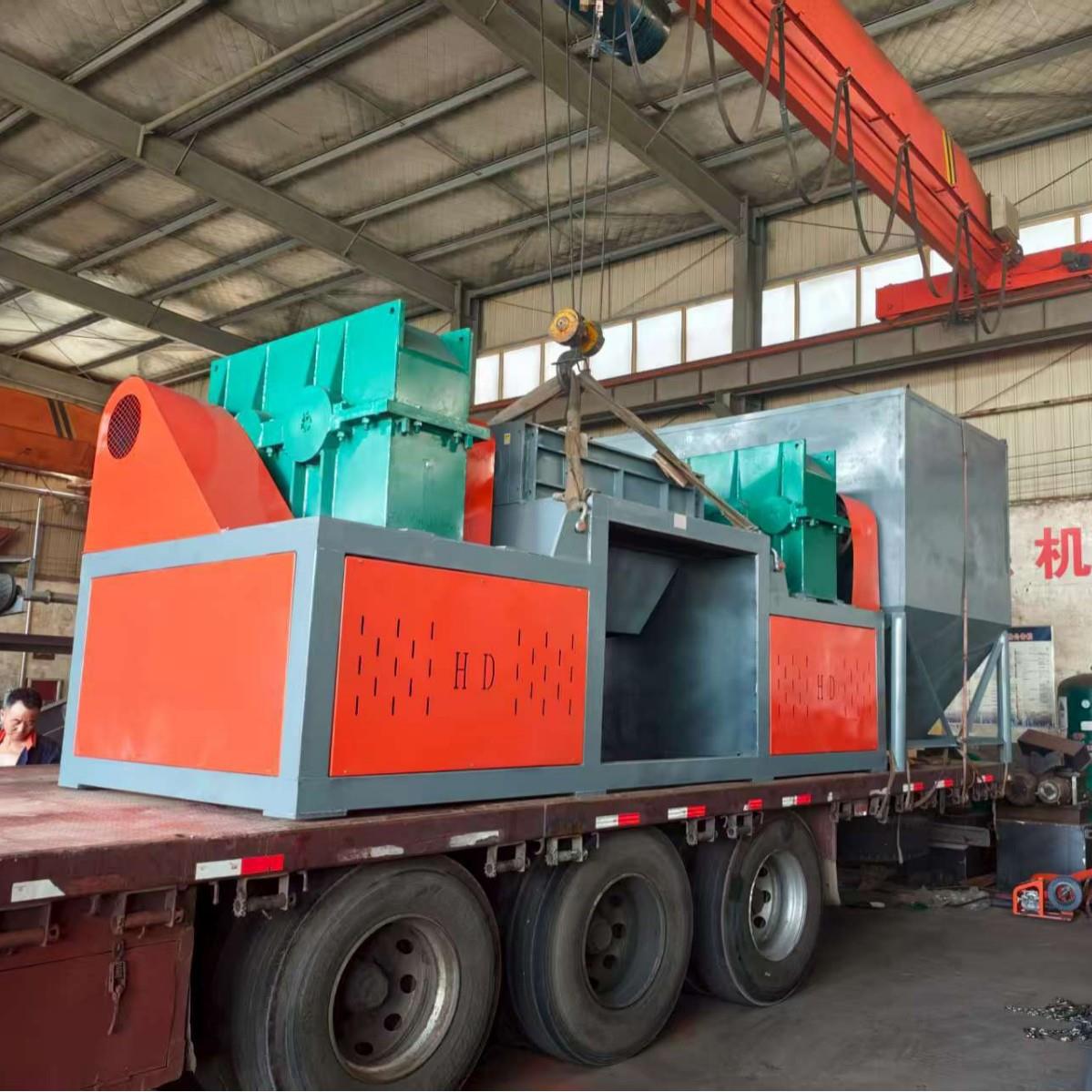 大型钢丝轮胎粉碎机橡胶轮胎双轴粉碎机细碎机破碎处理设备