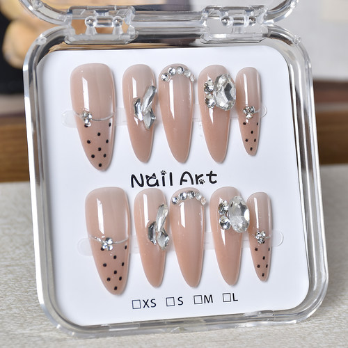 手工穿戴甲2025新款高级感新娘长款拍婚纱照指甲贴片孕妇可用甲片