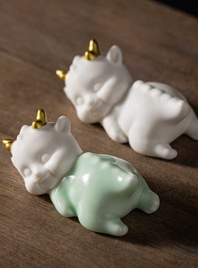 创意可爱小萌龙陶瓷装饰摆件招财生肖龙家居饰品客厅办公室摆设