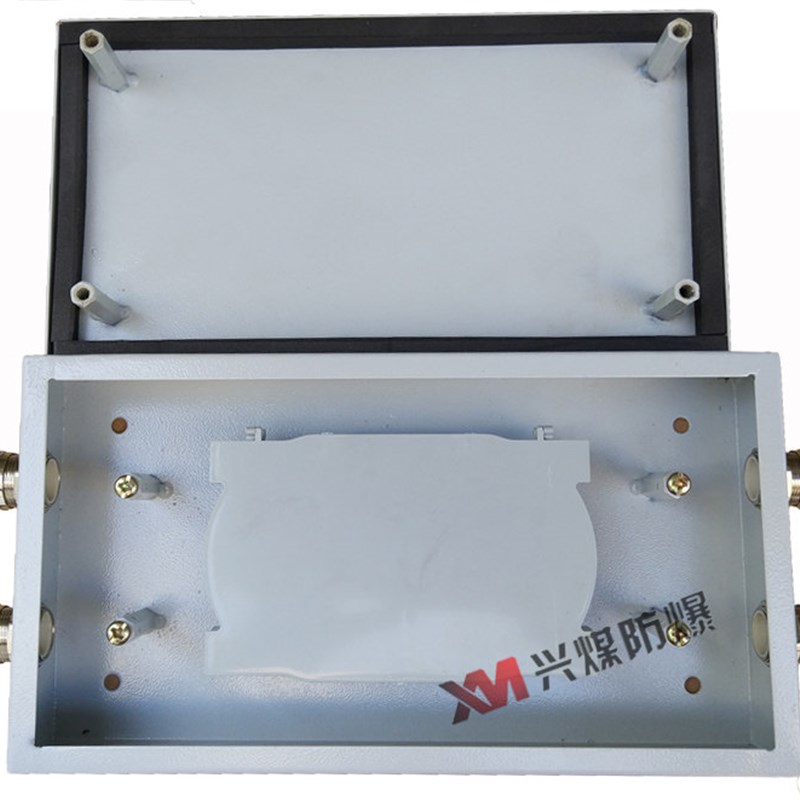 JHH-4(D)矿用光缆接线盒 4通24芯光纤盒 防尘防水光缆盘纤盒