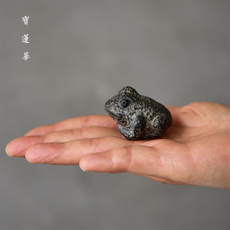 手工石雕小金蟾 石茶宠 手把件 石蛙茶道摆件古典石雕禅韵吉祥物