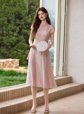 【晶晶姐妹专属】&白鹿语盘扣蕾丝刺绣连衣裙收腰连衣裙WYU50124