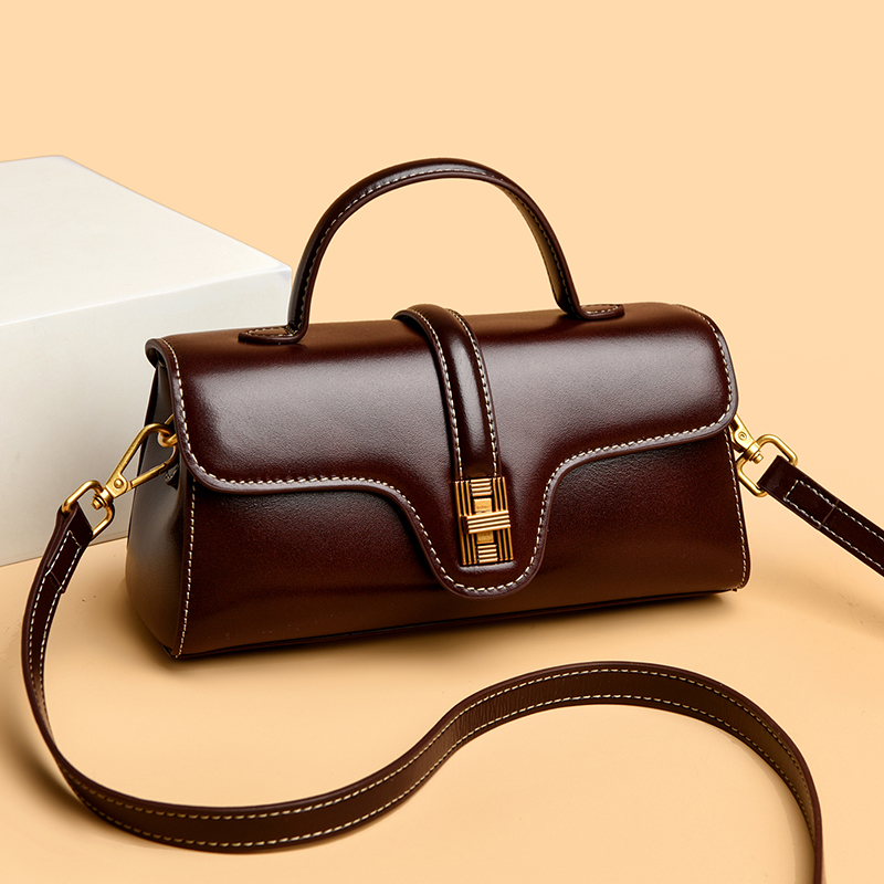 琳蒂袋鼠2025冬季新款真皮斜挎手提包时尚头层牛皮宽肩带休闲女包