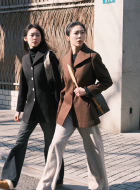 FIRST.PRETTY轻奢风单排扣飞机领大衣女中款质感毛呢冬款外套