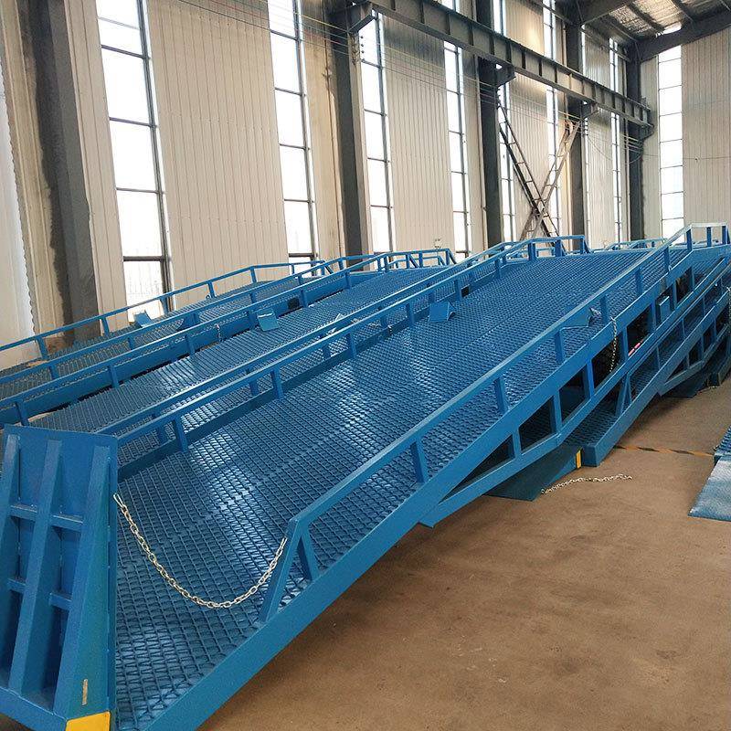 移动式登桥物流牵引叉05132车车装载重1卸0吨仓库厂房集装箱车装