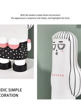 现代简约卡通爱饰家居饰品件艺术设计摆桌面客厅可摆放装酒DS8750