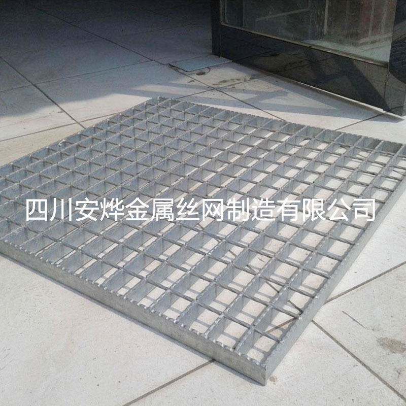 格板脚网厂家不锈沟钢盖板楼钢梯踏水篦子镀锌PIN防滑踏步脚踏板