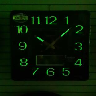 夜光GPZ尚形钟表家用方客厅挂钟创石意英钟卧时室设计时钟静音轻