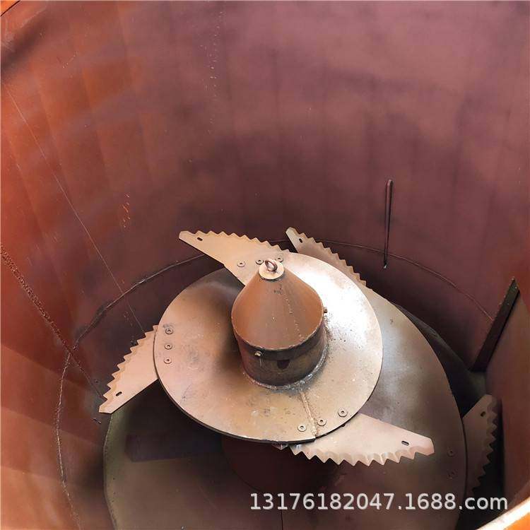 草料青储制备机图片50立方四立轴TMR搅拌机配置称重式牧草混合机