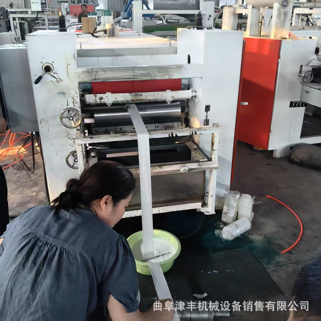 无纺布网格布浸渍染色烘干生产线 碳毡预浸机 涤纶布上色浸胶机