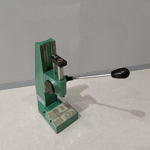 手动压力机型号:YW02-MPRP-1库号：M405375操作力小（150N）