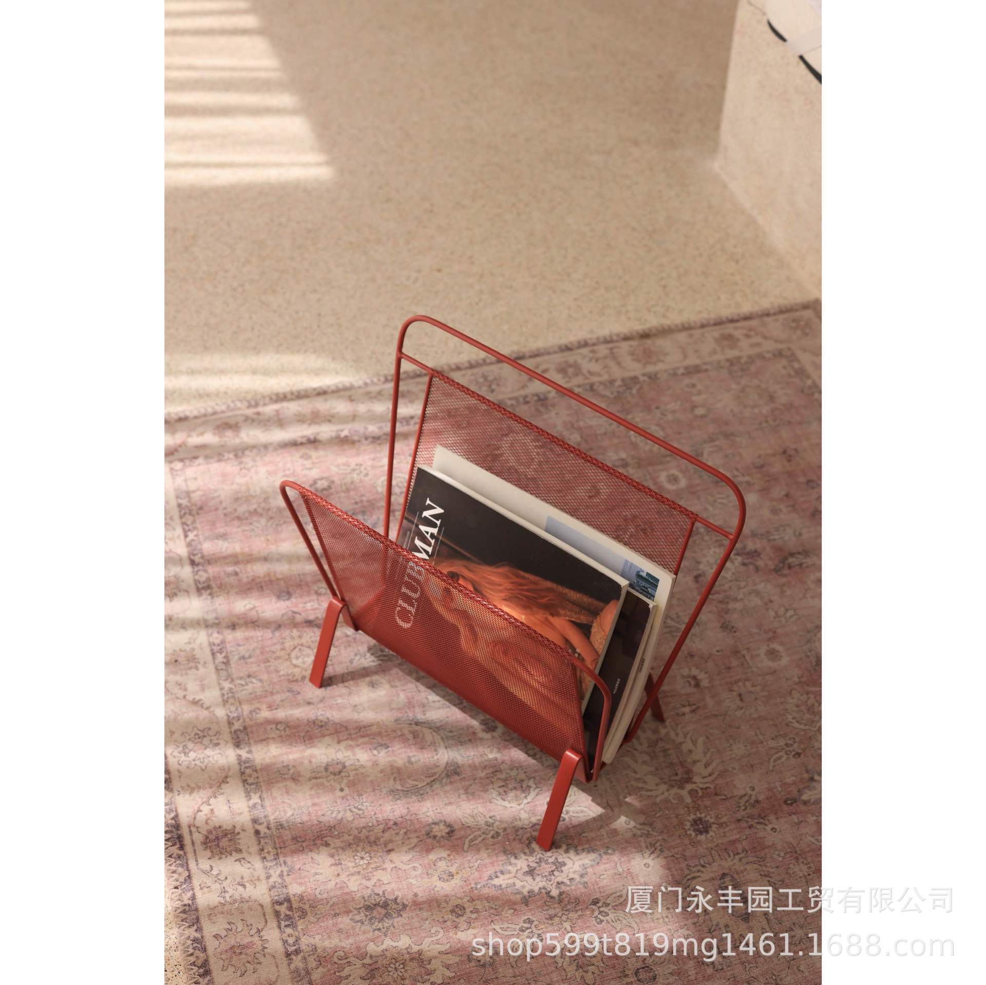 大师设计红色金属网面书报架杂志架可移动中古复刻复古简约图片