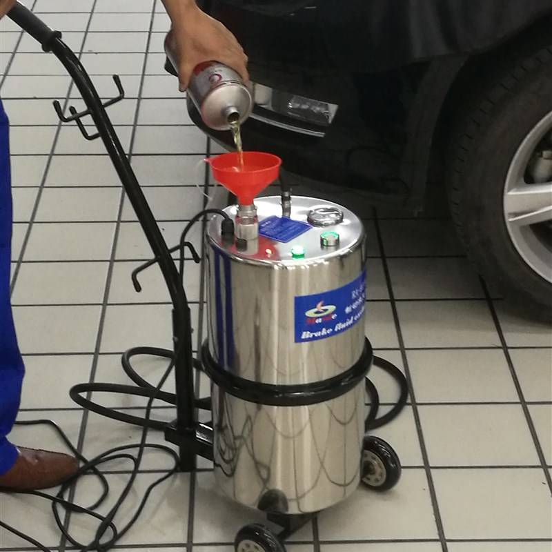 玛诗德R-9100 刹车油更换机制动液充放机电动压迫式刹车油