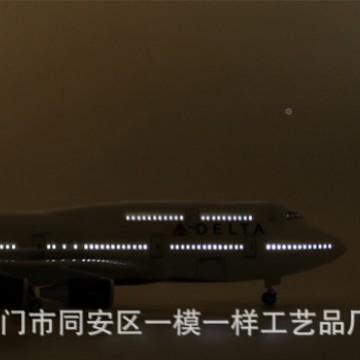 :15飞0达美航1空三角波音477客CES机民航机模型仿真