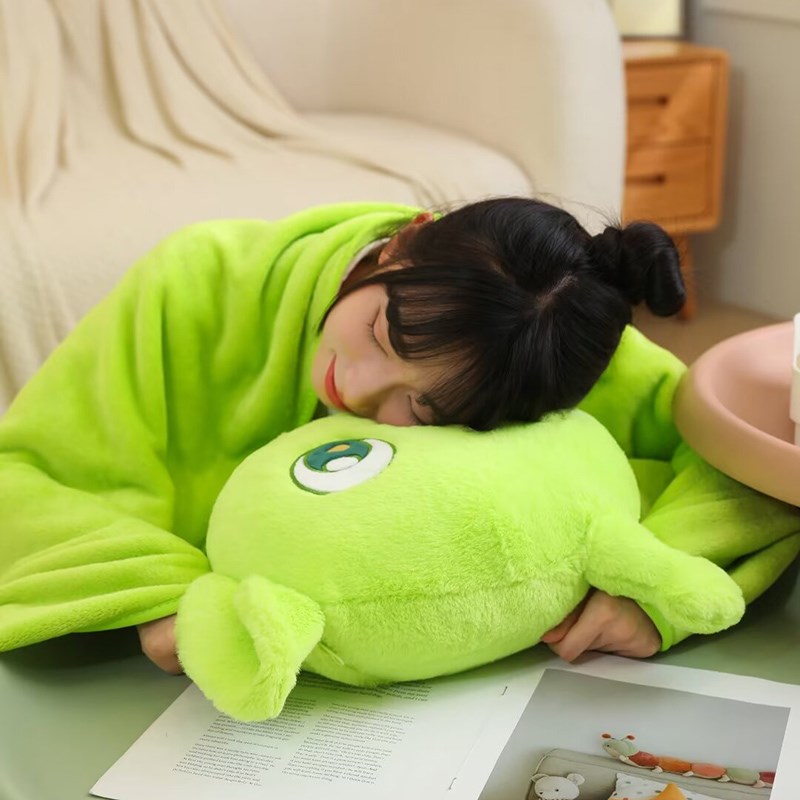 可爱卡通立体头型毛绒抱枕午睡毯两用二合一办公车载空调毯盖毯