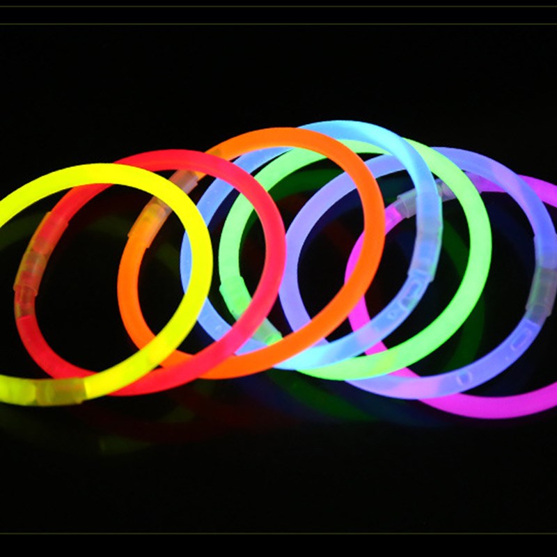 荧光棒100支液体小七彩夜发光手环一次性儿童演唱会晚会银光