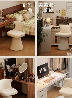 化妆背凳女GTB生室衣帽间感梳妆台椅子可意旋转轻卧奢网红式靠椅