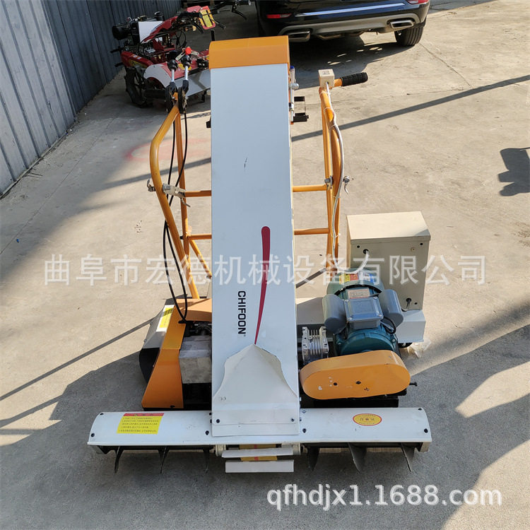 汽油自走式宽幅路面颗粒装袋机