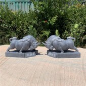 石雕牛青石牛摆件天然石材原石雕刻工艺品12生肖牛石头旺财牛