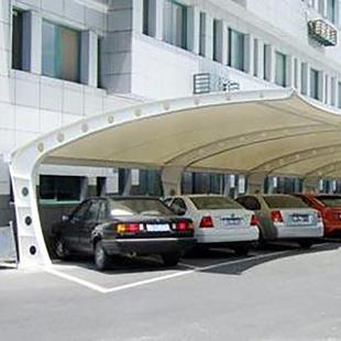 钢模结构汽车车棚7字停车棚停桩充电停车棚棚膜结构遮阳自行PCJ车
