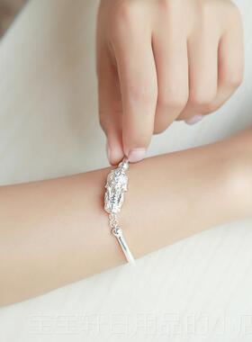 高档手镯纯银女貔貅女款日9韩版足银简约铃铛手镯9子银手炼生日银