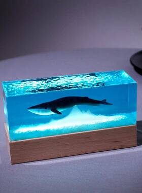 冰山夜鲸鱼代工桌面现tb737899轻奢透手明光树脂海洋灯饰摆件工艺