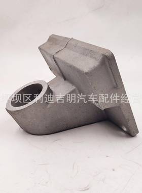 发动3200412机配件柴油零件k19油k38管托机架3002412