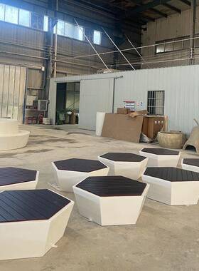 美陈OVZ场玻钢休闲座椅璃六边形木质软包坐凳户外商市休息等政候