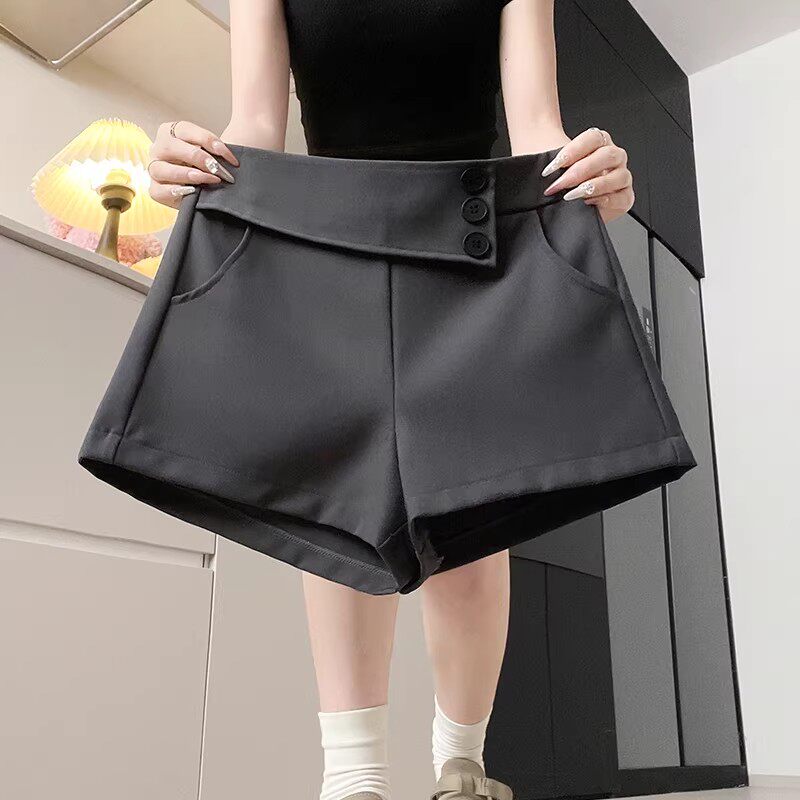 灰色西装短裤女夏季2026新款高腰显瘦辣妹热裤小个子纽扣包臀裤子